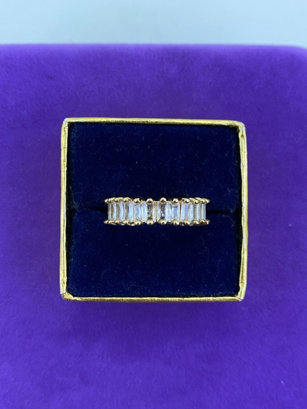 💛 Classic Gold Tone Baguette-Cut CZ Band Ring